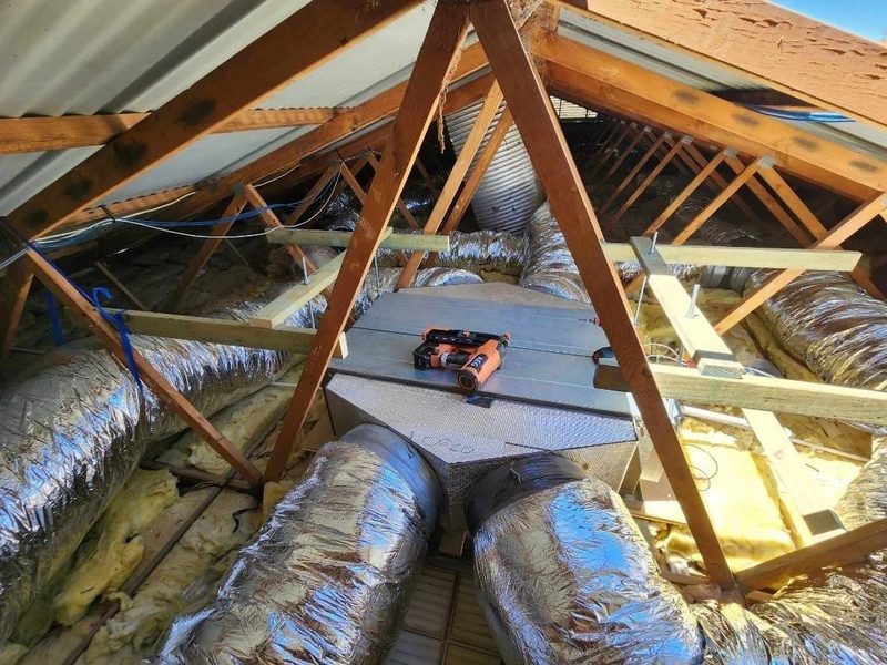 Ducted plenum and flexible ducting through the roof space
